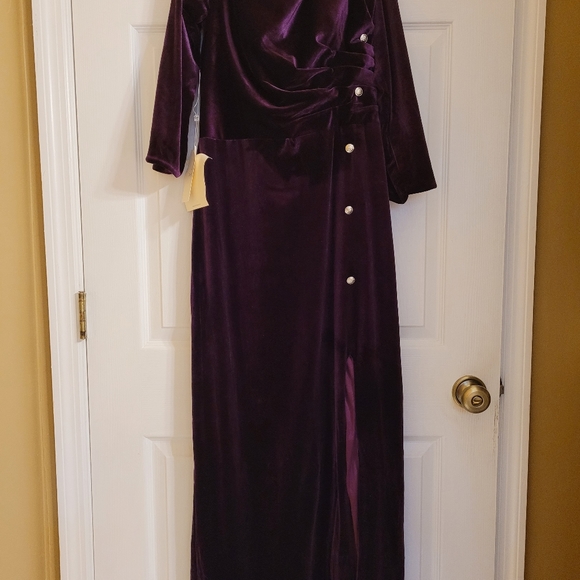 Evening gown - Picture 4 of 13